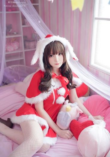 《年轻女教师3》_高清手机免费观看完整