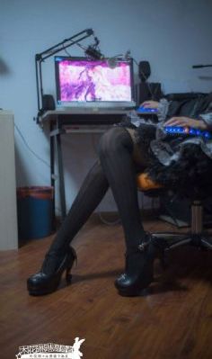 天降女子无修_HDHD在线观看
