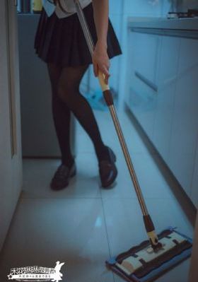 女大学生沙龙室在线观看_BD高清在线观看